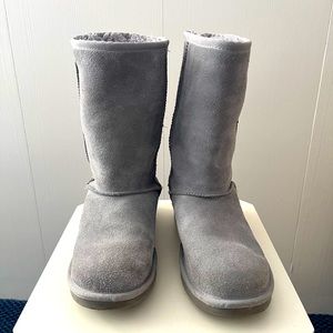 Kookaburra Grey Boots- women’s size 5.